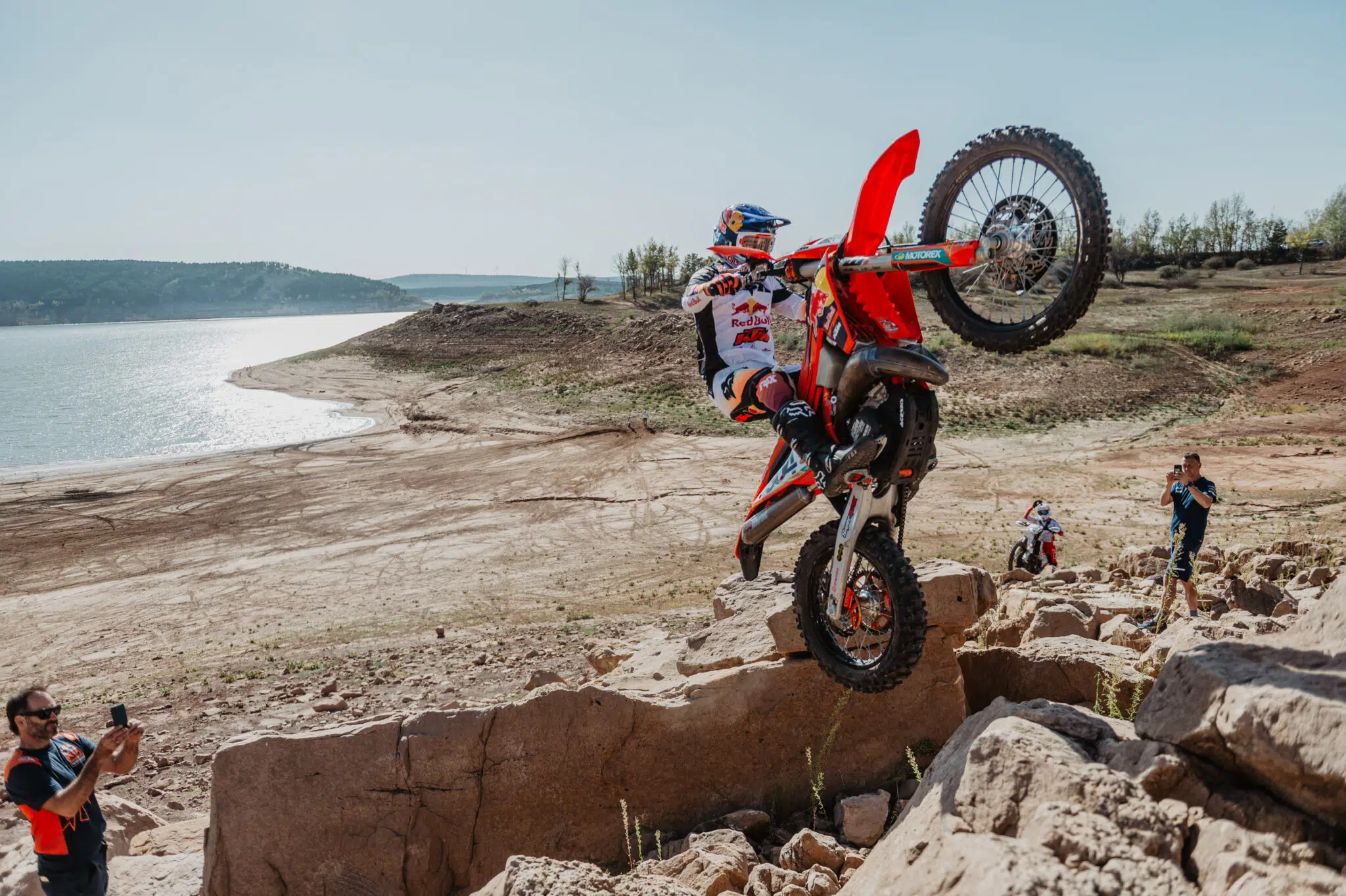 53256366150_018c917986_o-2048×1363